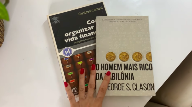 Como juntar 10 mil reais em 1 ano